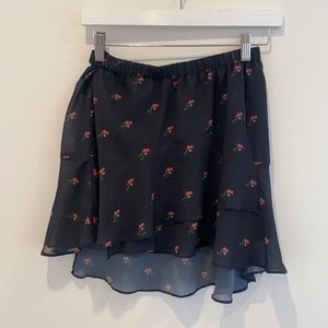 SAMPLE: WILDFOX rose print floaty mini skirt